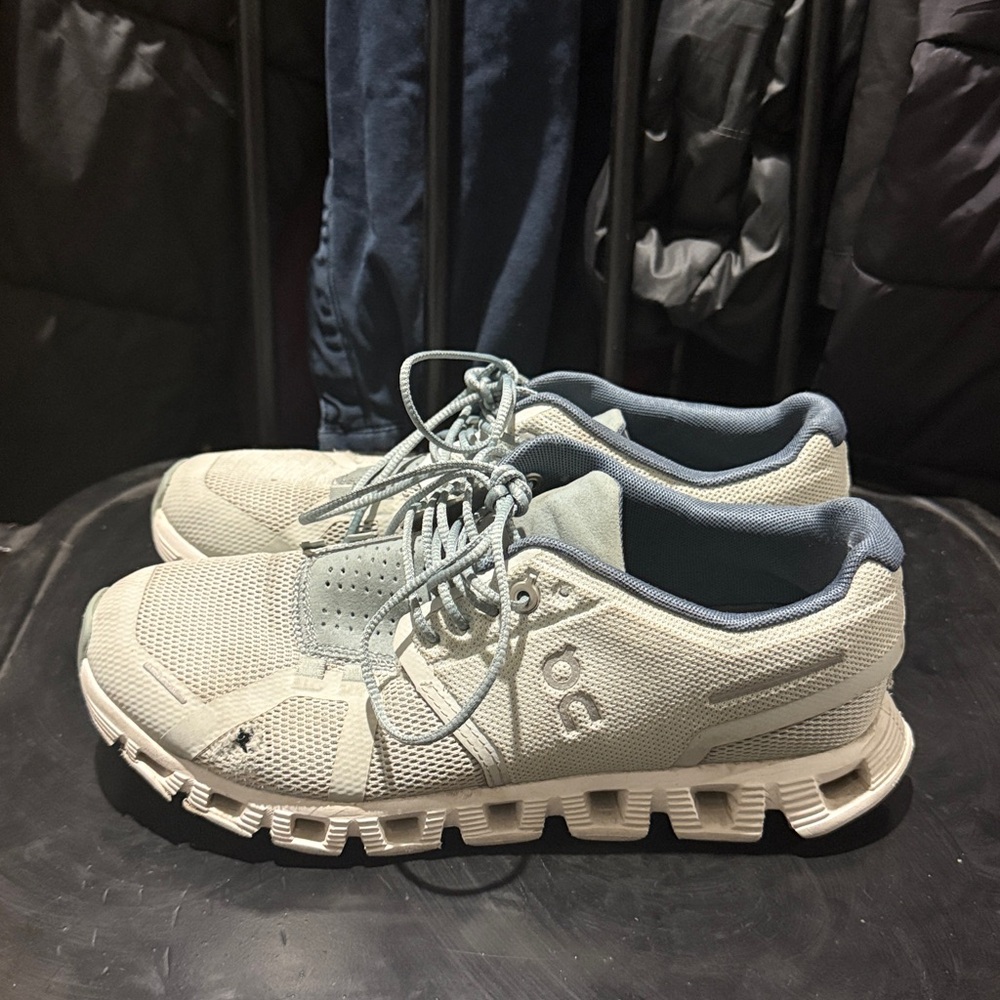 On Cloud 5 - image 4